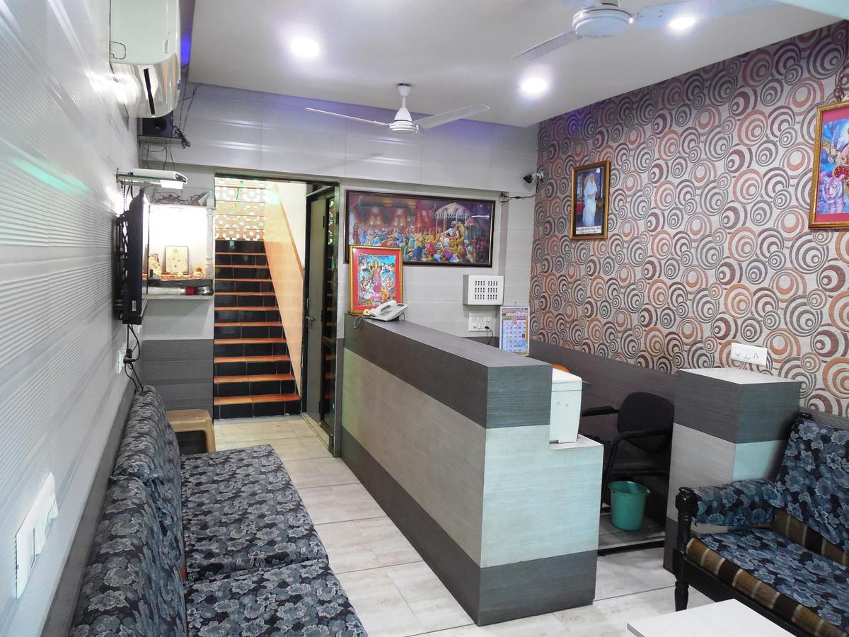 Hotel Silver Springs Ahmedabad Exterior photo